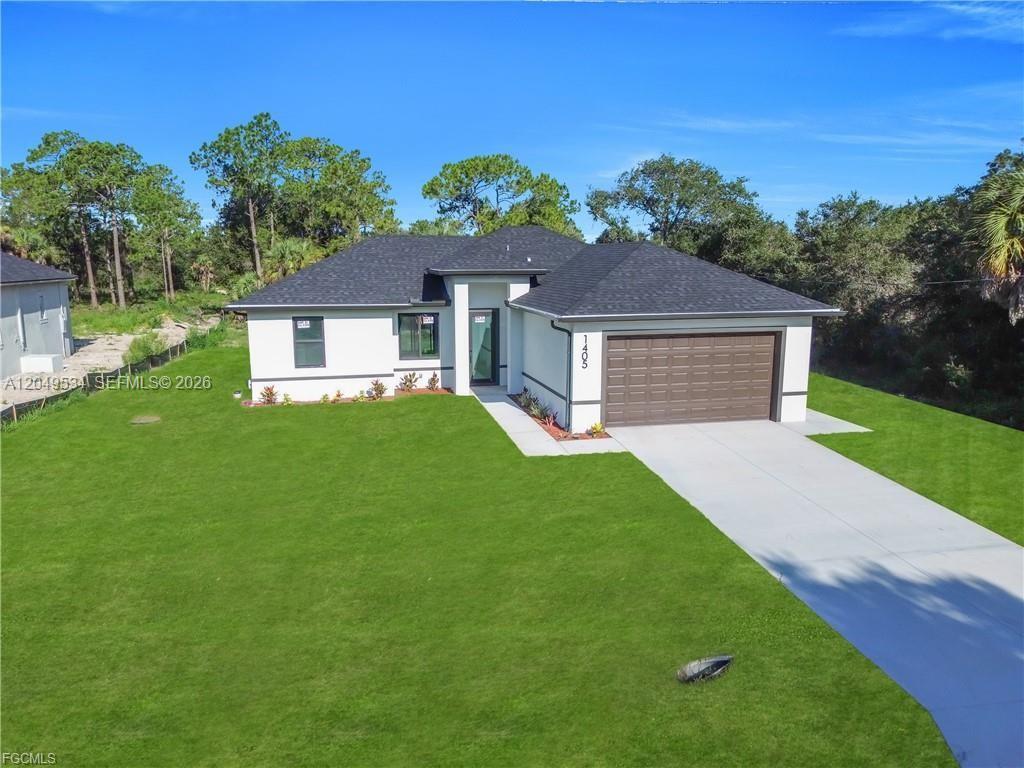 1405 Palmetto Ave, Lehigh Acres FL 33972