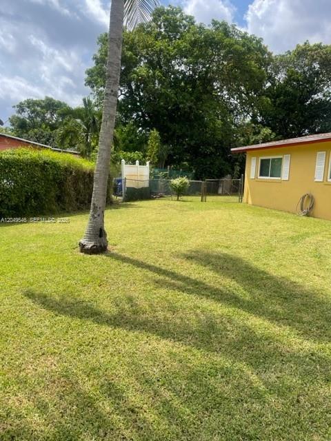 1400 NW 15th Ct, Fort Lauderdale FL 33311 photo 5