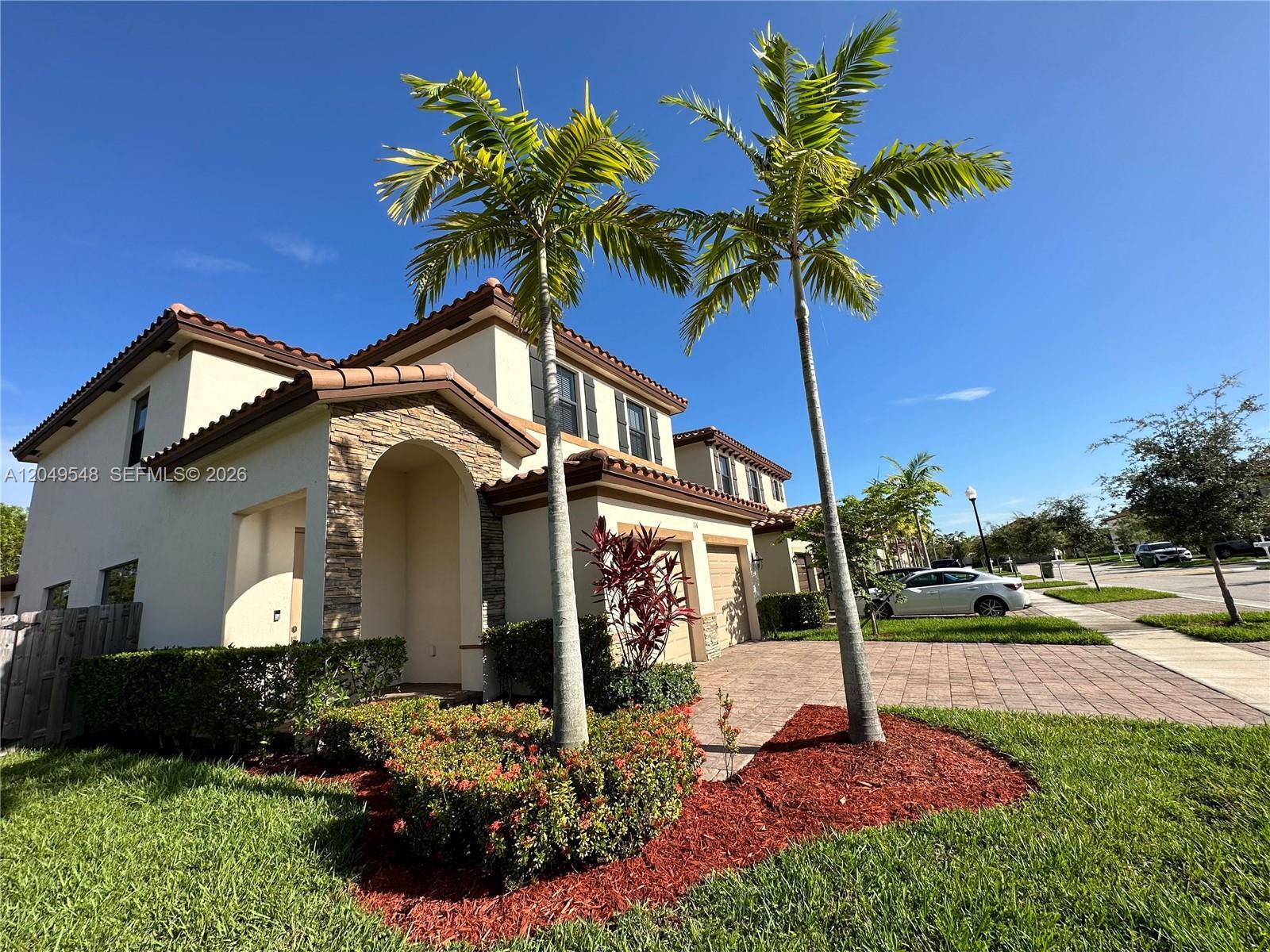 116 NE 25th Ave, Homestead FL 33033