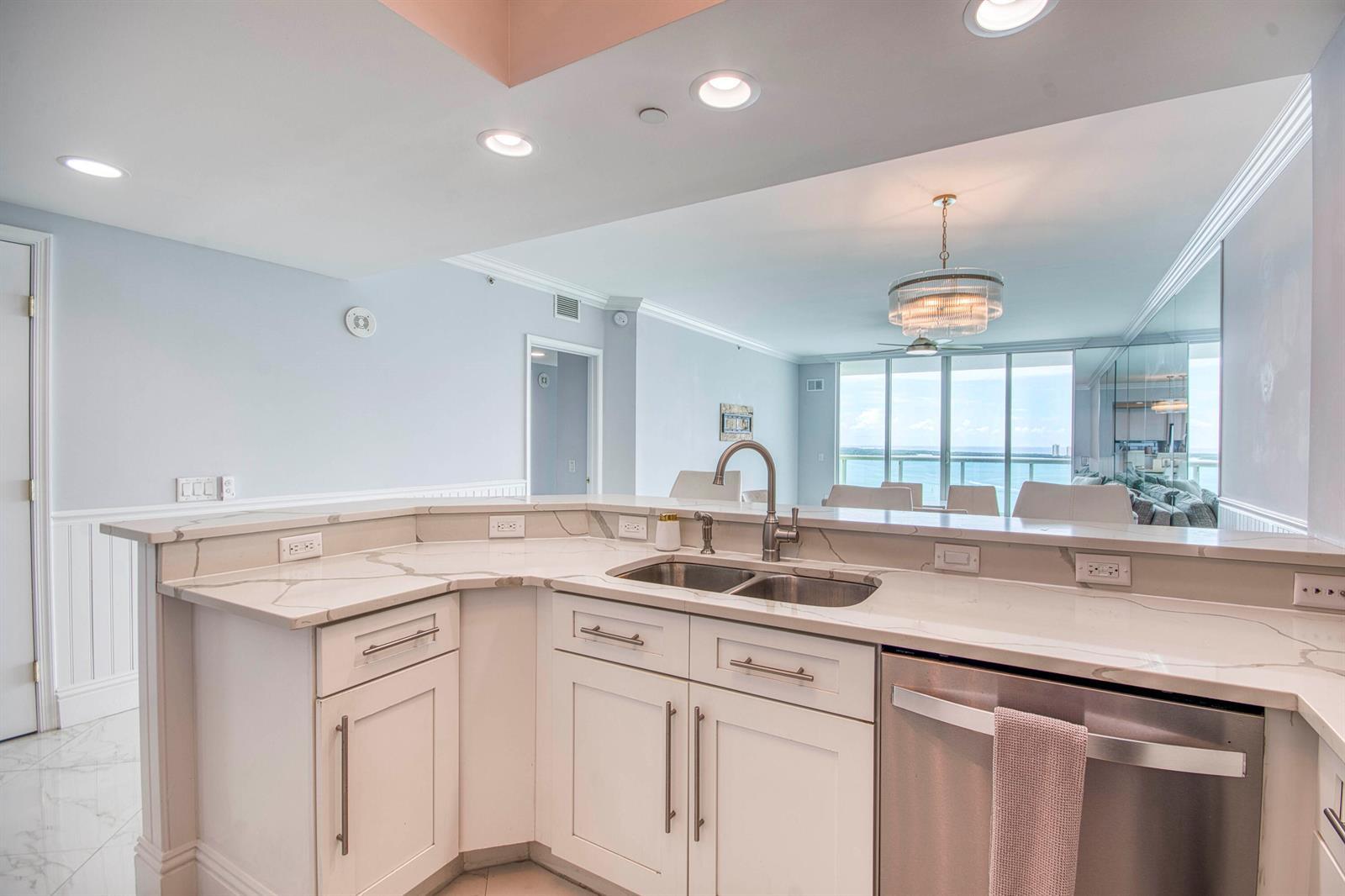 2650 Lake Shore Drive # 2303, Riviera Beach FL 33404 photo 5