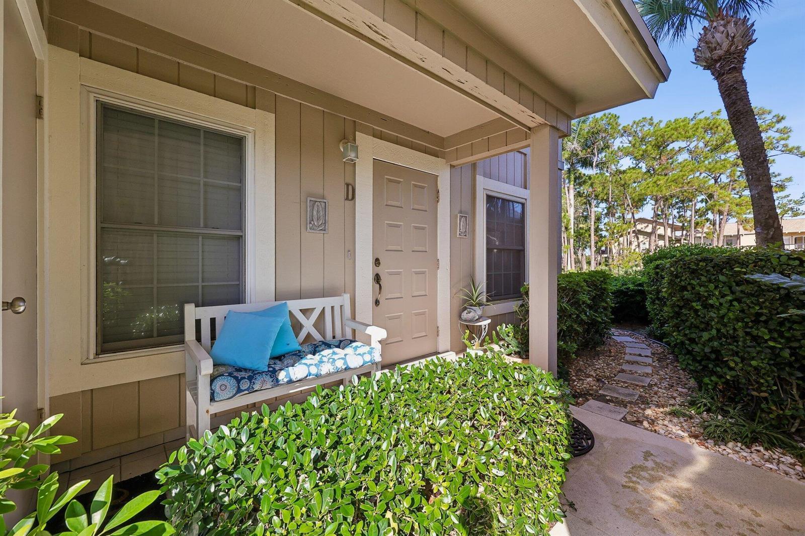 9240 SE Riverfront # D, Jupiter FL 33469