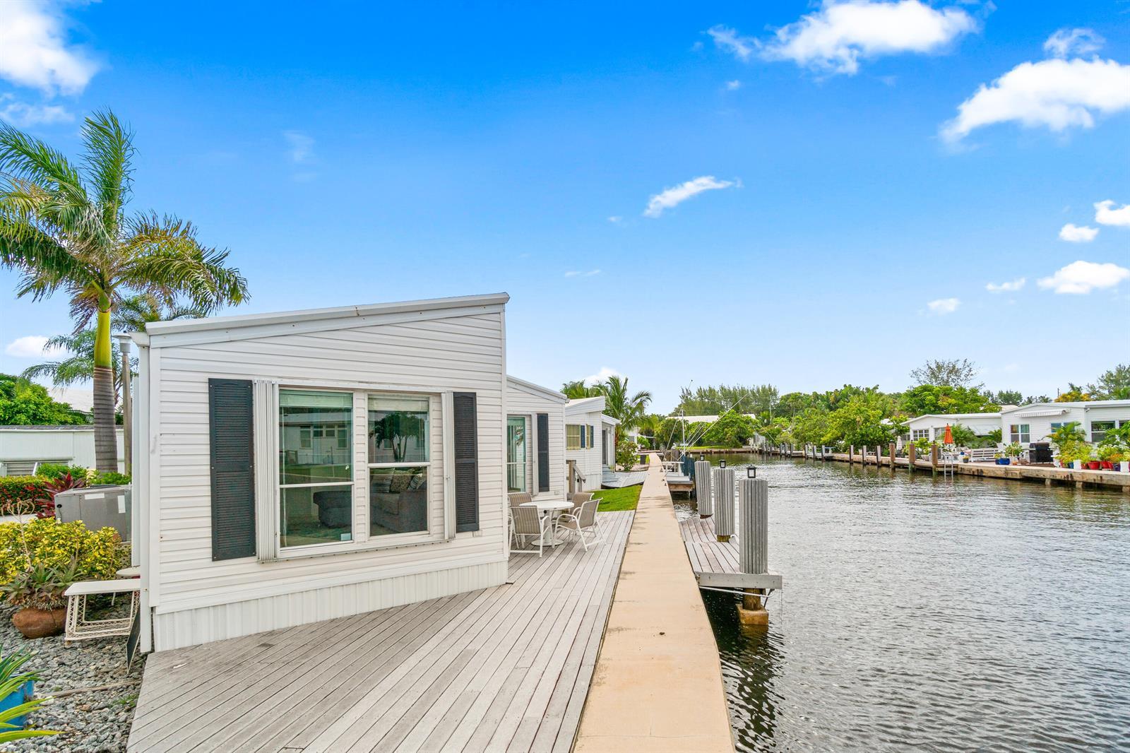 207 Mallard Drive # U, Briny Breezes FL 33435