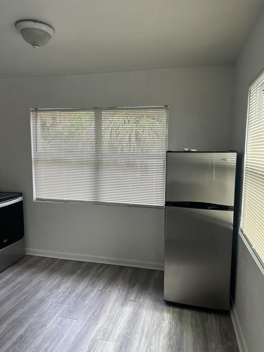 815 4th Street # 4, West Palm Beach FL 33401 photo 2
