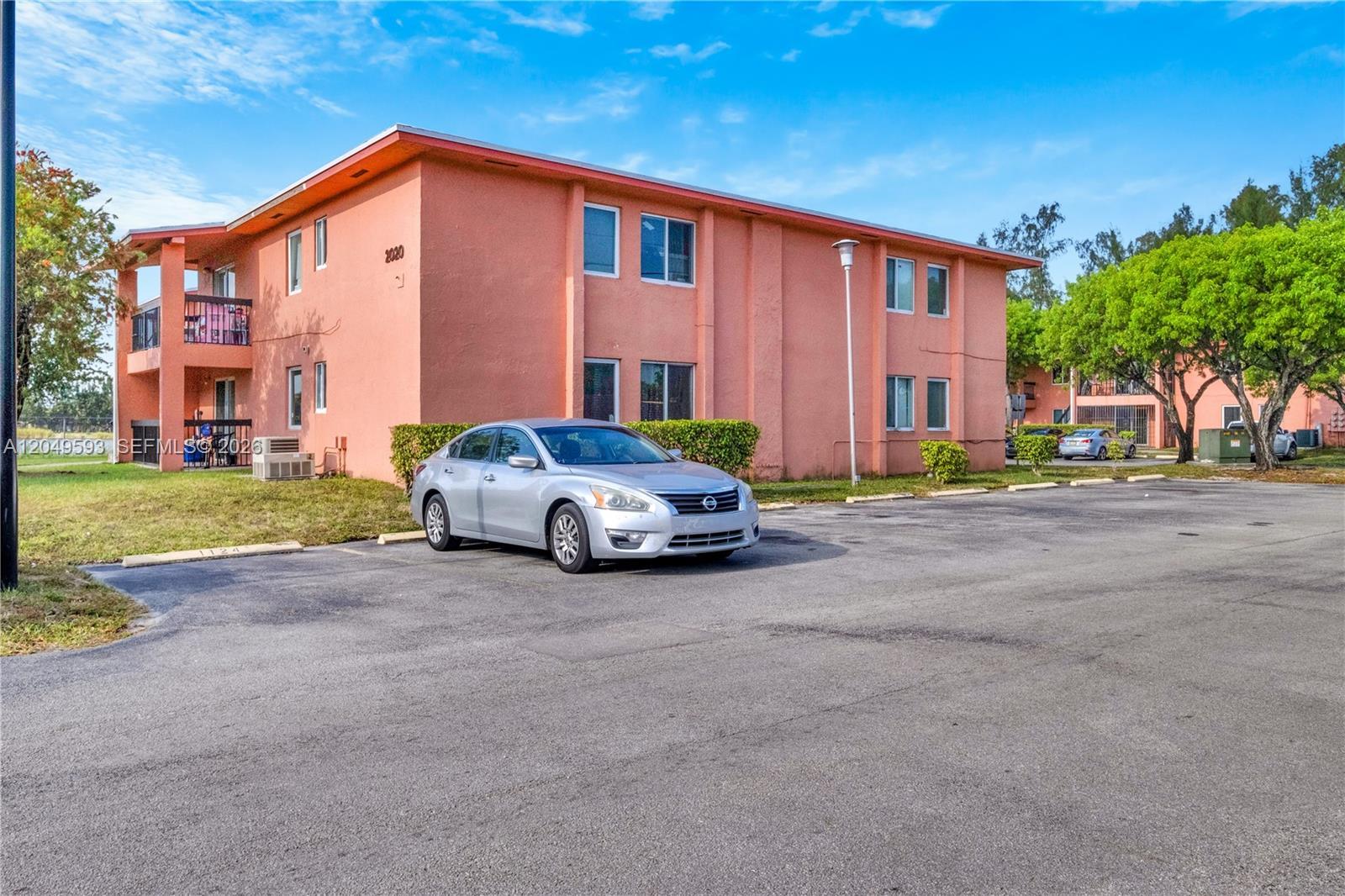 2020 NW 119th St # 1122, Miami FL 33167 photo 3