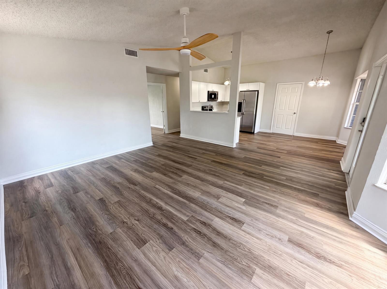 9171 Beverly Court, Boynton Beach FL 33472 photo 3
