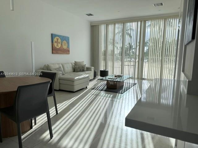 881 Ocean Dr # L2, Key Biscayne FL 33149 photo 2
