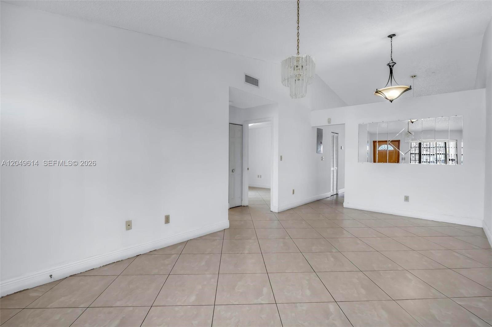 8871 NW 114th St, Hialeah Gardens FL 33018 photo 3