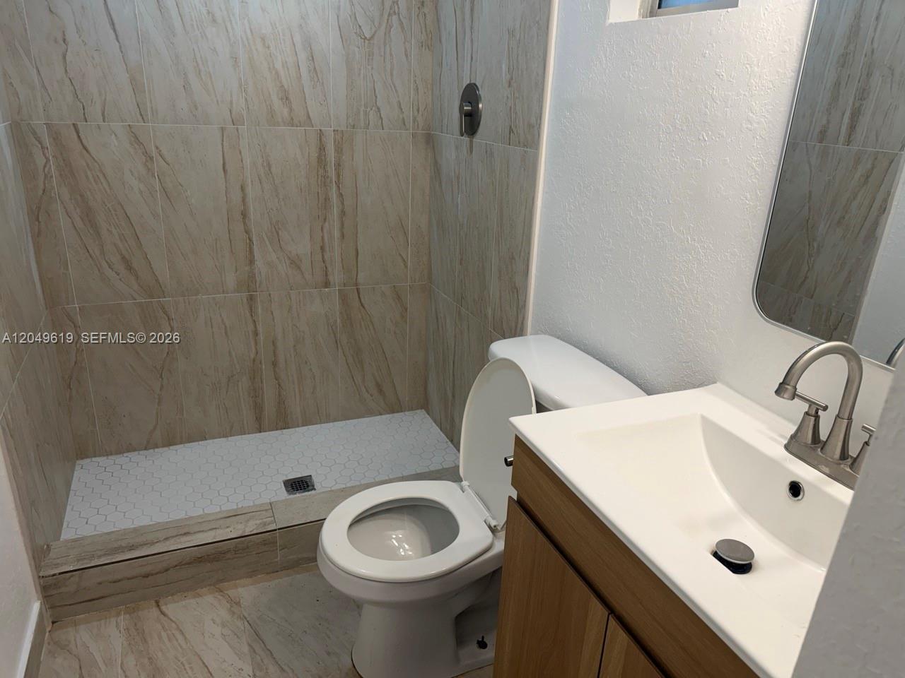 219 SW 21st Ave # 5, Miami FL 33135 photo 2