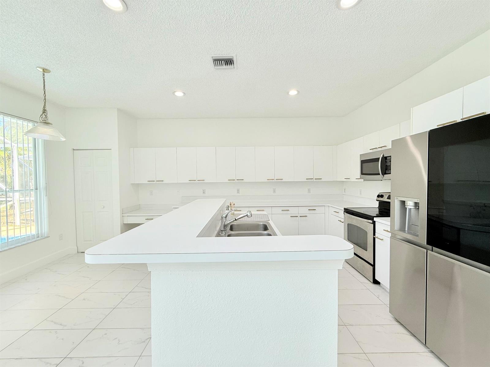 10875 Old Bridgeport Lane, Boca Raton FL 33498 photo 3