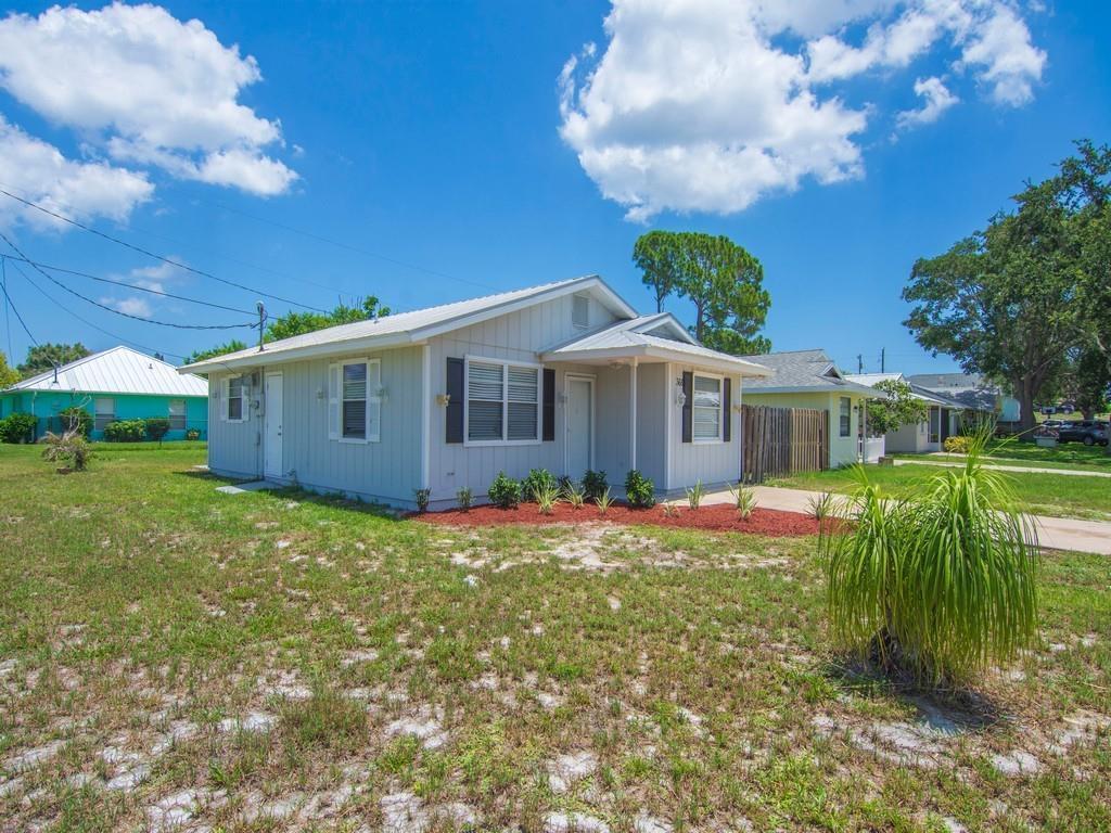 368 14th Place SW, Vero Beach FL 32962 photo 2