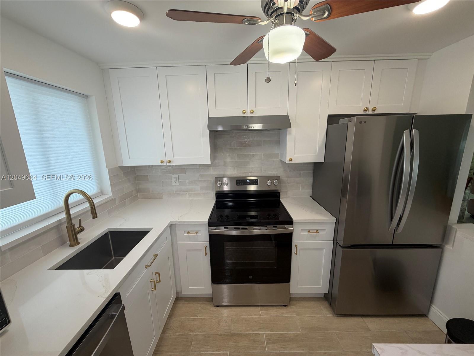 8135 Sunrise Lakes Blvd # 210, Sunrise FL 33322 photo 5