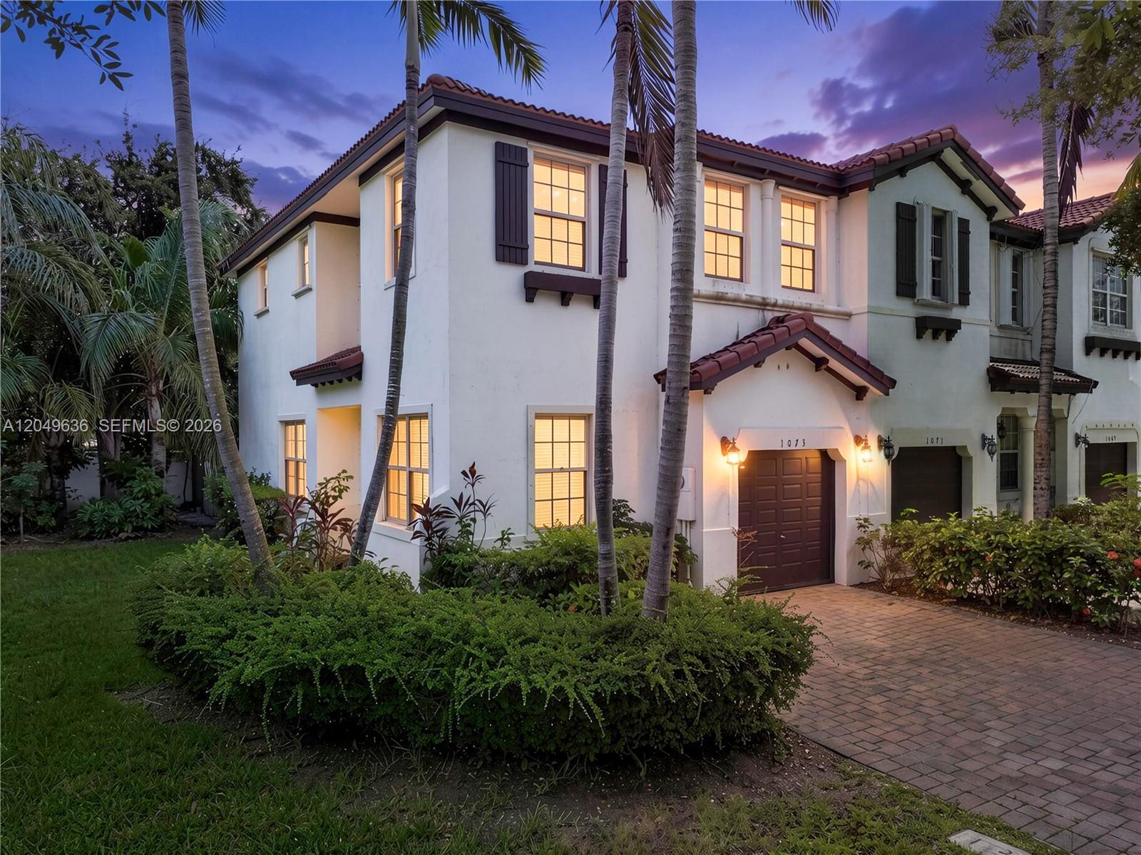 1073 NE 30th Ave, Homestead FL 33033