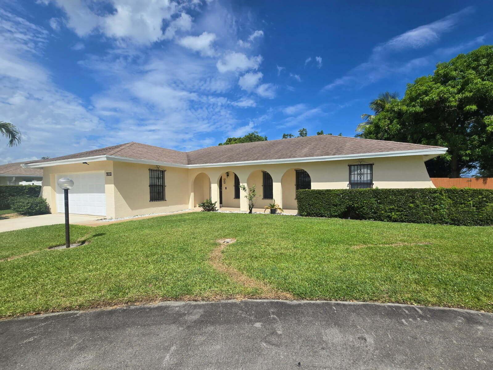 6504 Heather Way, Lake Clarke Shores FL 33406 photo 2
