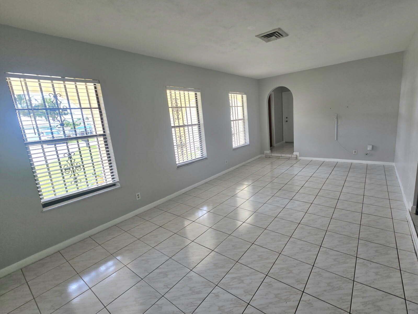 6504 Heather Way, Lake Clarke Shores FL 33406 photo 5