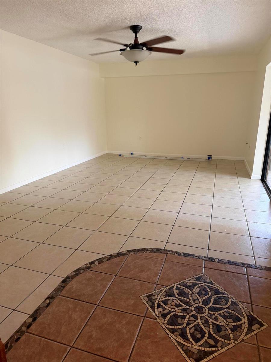 6208 62nd Way, West Palm Beach FL 33409 photo 2
