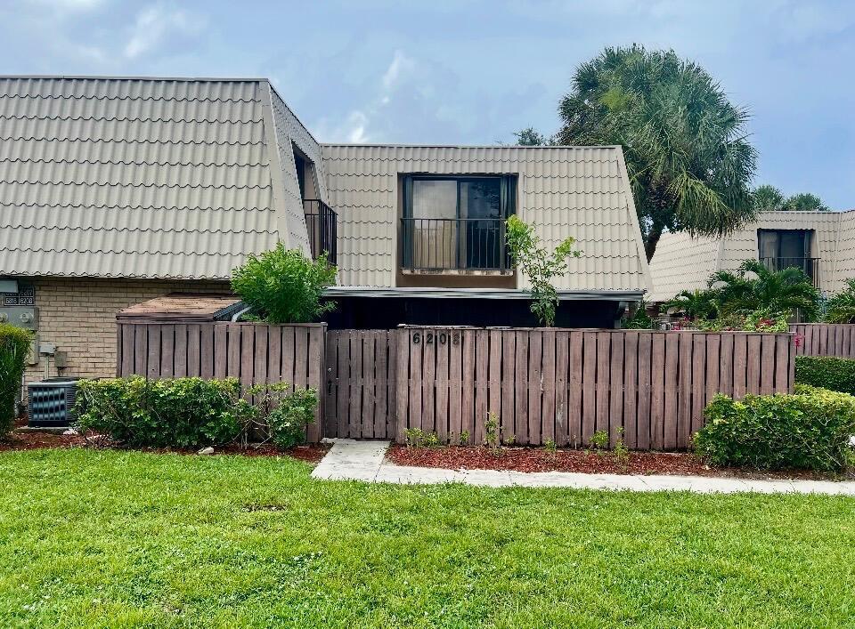 6208 62nd Way, West Palm Beach FL 33409
