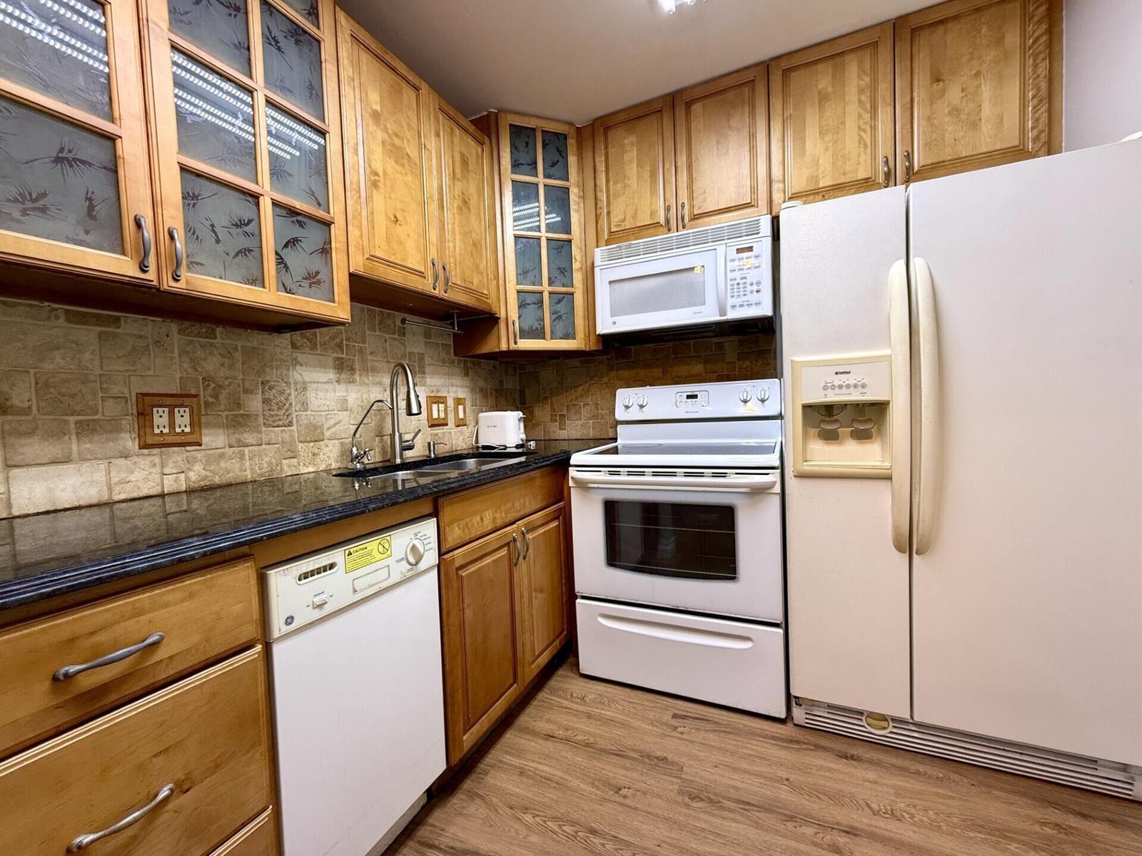 141 Northampton G # 141, West Palm Beach FL 33417