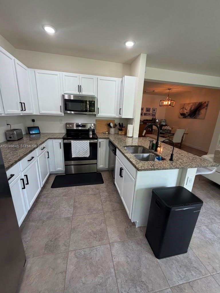 3409 W 104th Ter, Hialeah FL 33018 photo 5