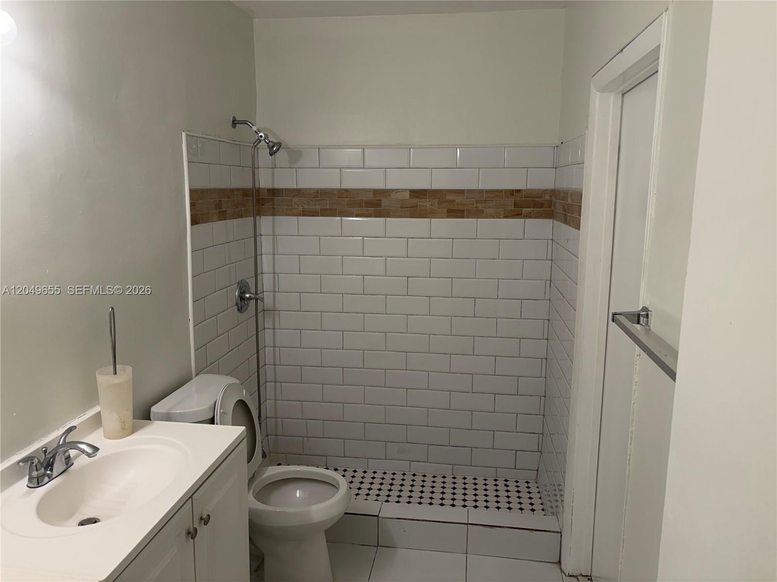 5853 Mckinley St # 3, Hollywood FL 33021 photo 4