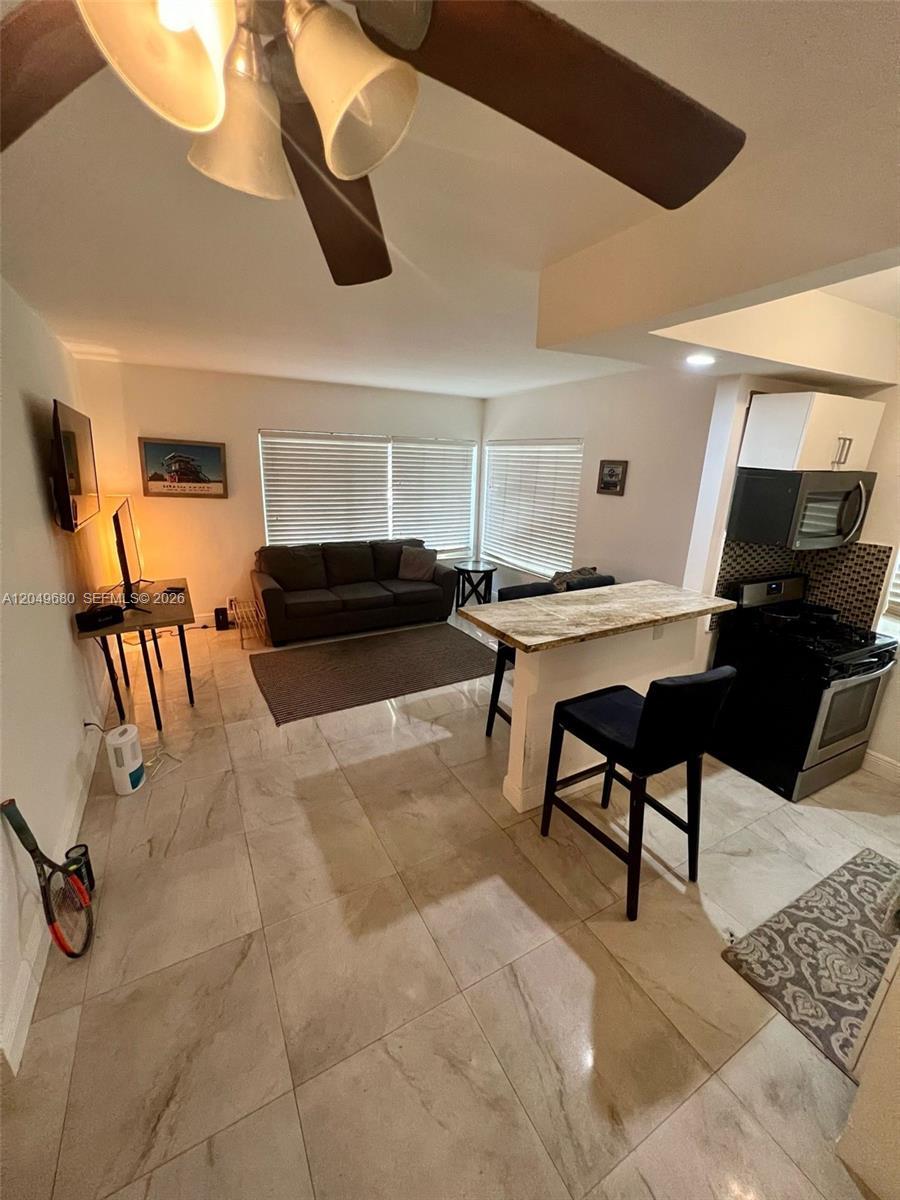 818 Pennsylvania Ave # 1, Miami Beach FL 33139 photo 3