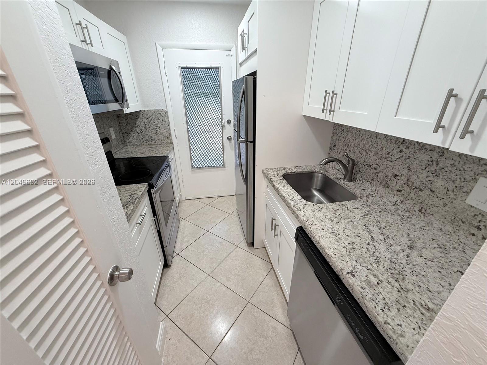 1328 Wiley St # 207, Hollywood FL 33019 photo 4