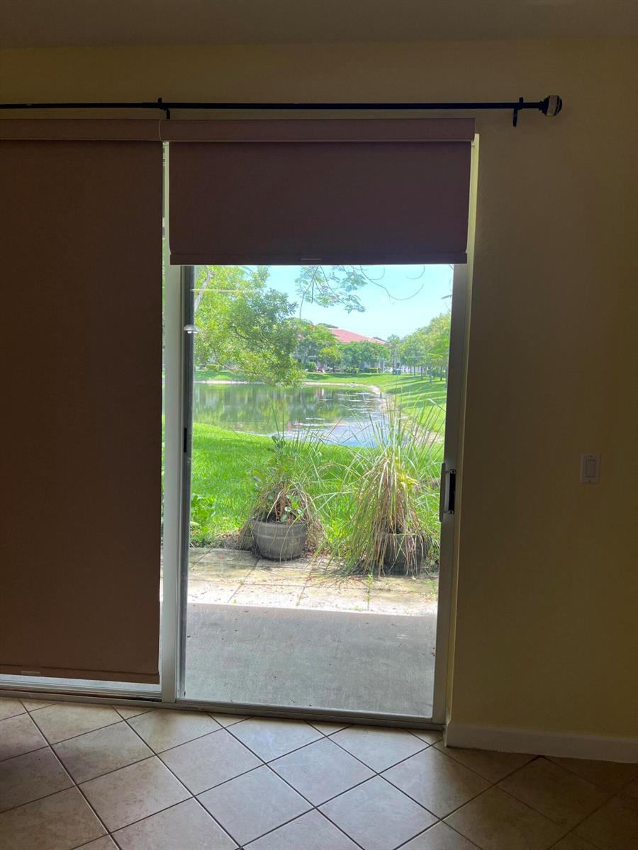 4113 Napoli Lake Drive, Riviera Beach FL 33410 photo 4