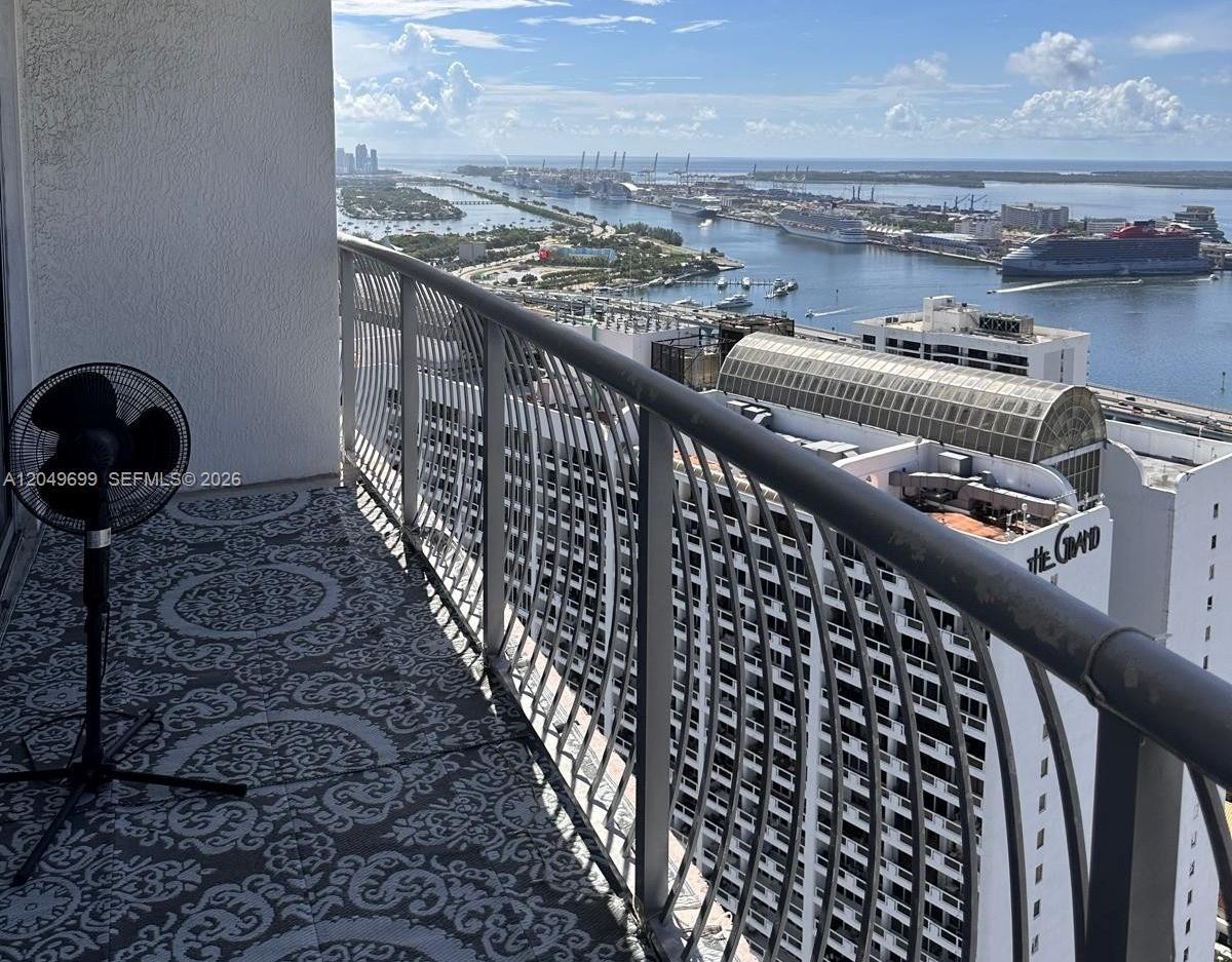 1750 N Bayshore Dr # 4912, Miami FL 33132 photo 4