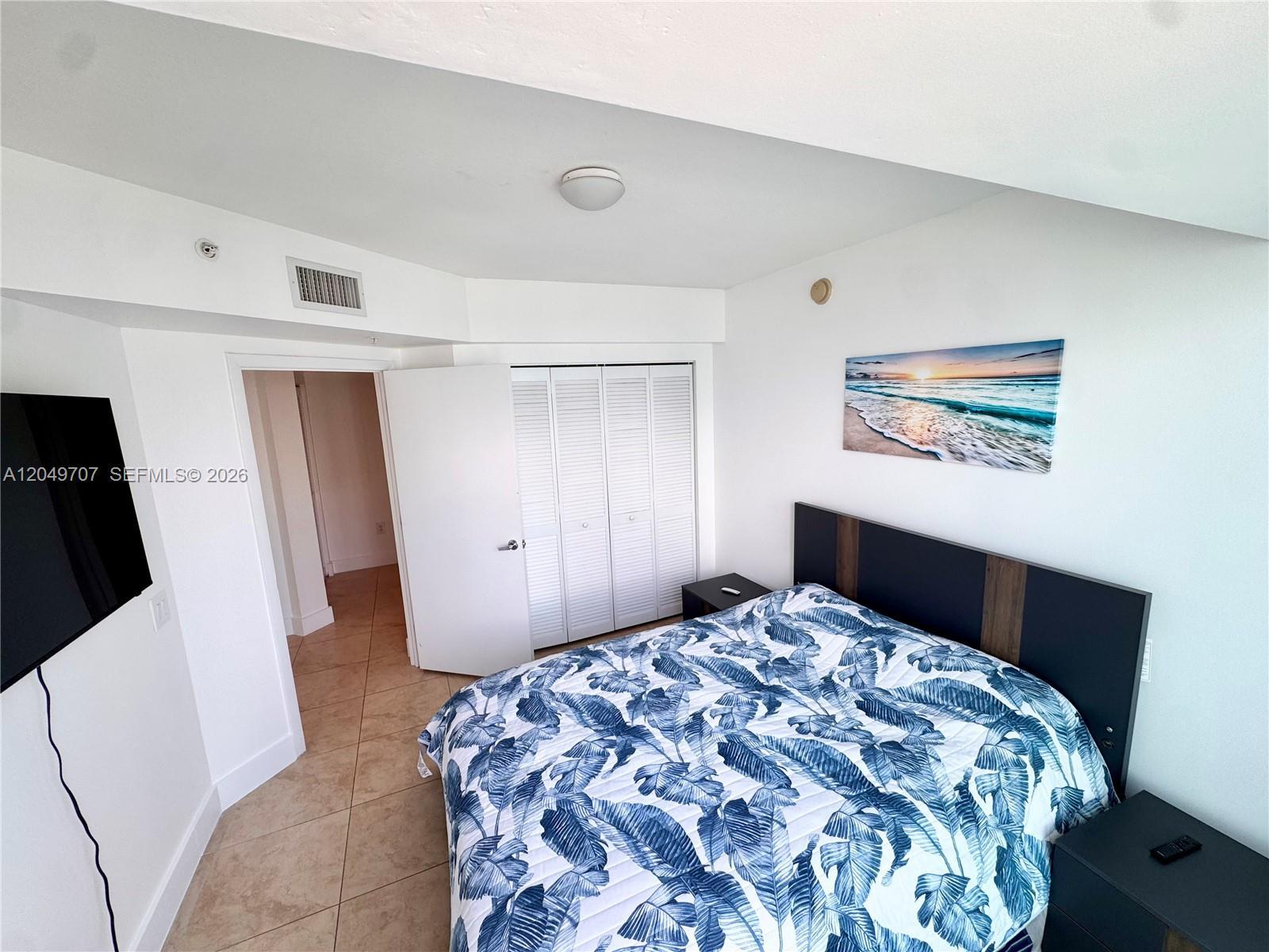 41 SE 5th St # 1917, Miami FL 33131 photo 3