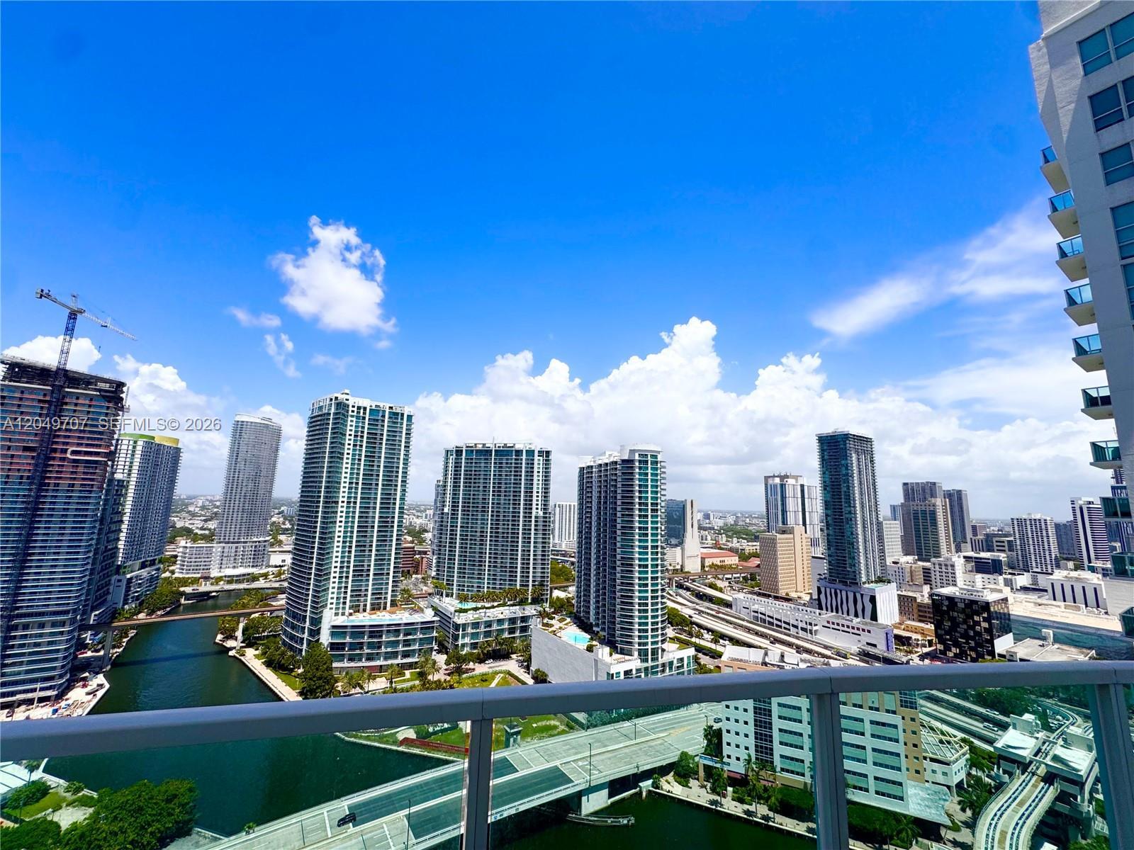 41 SE 5th St # 1917, Miami FL 33131 photo 4
