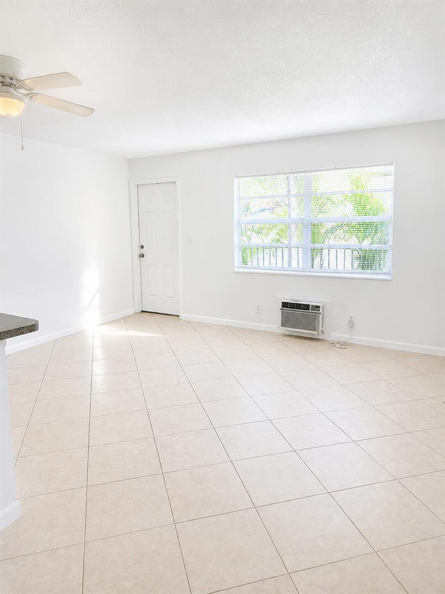 1960 NE 48th Street # 7, Pompano Beach FL 33064 photo 4