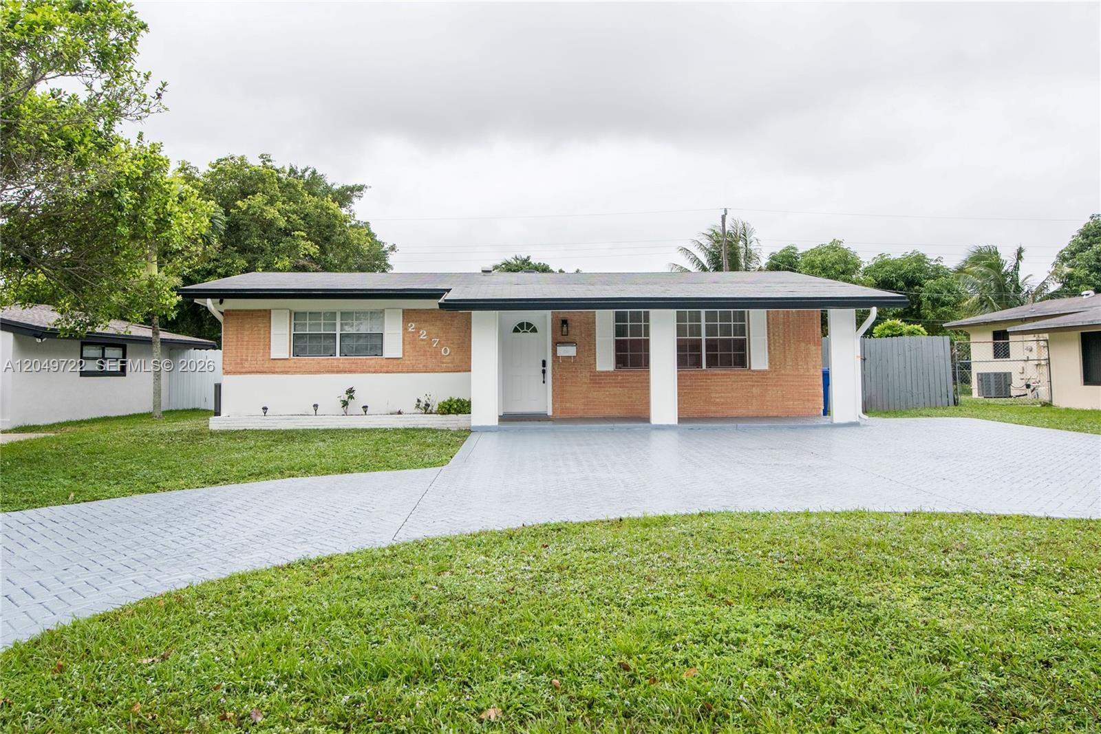 2270 Havana Dr, Miramar FL 33023 photo 2