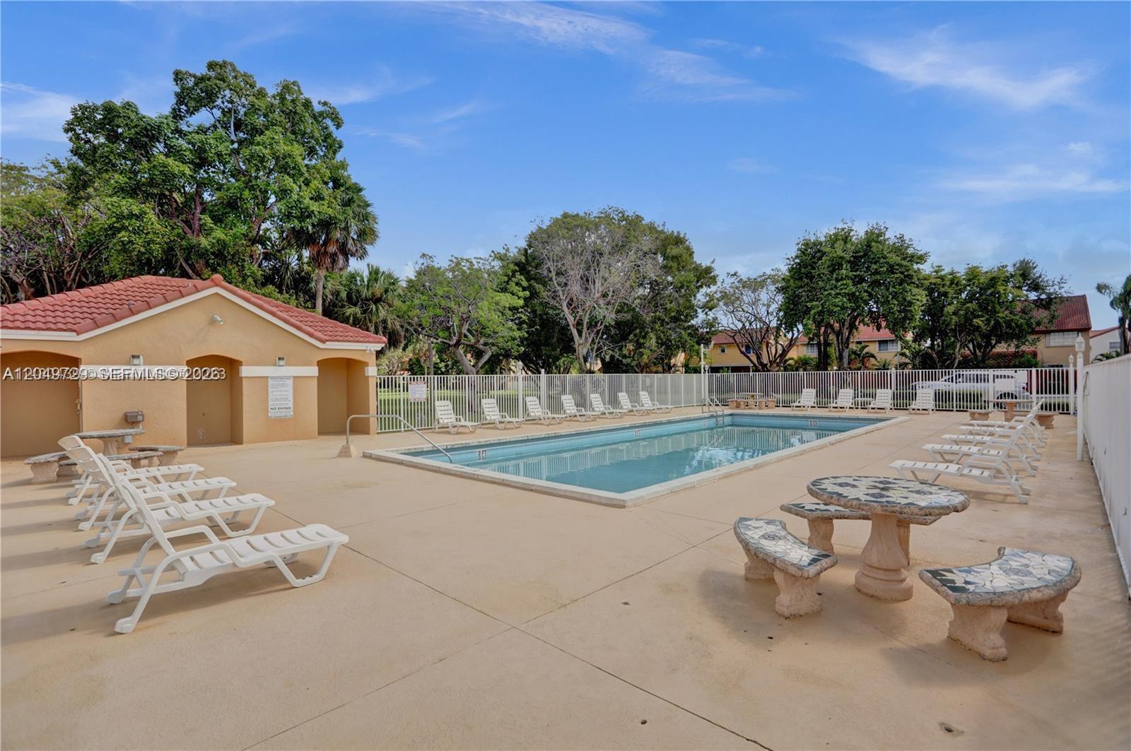 15184 SW 110th St, Miami FL 33196 photo 5
