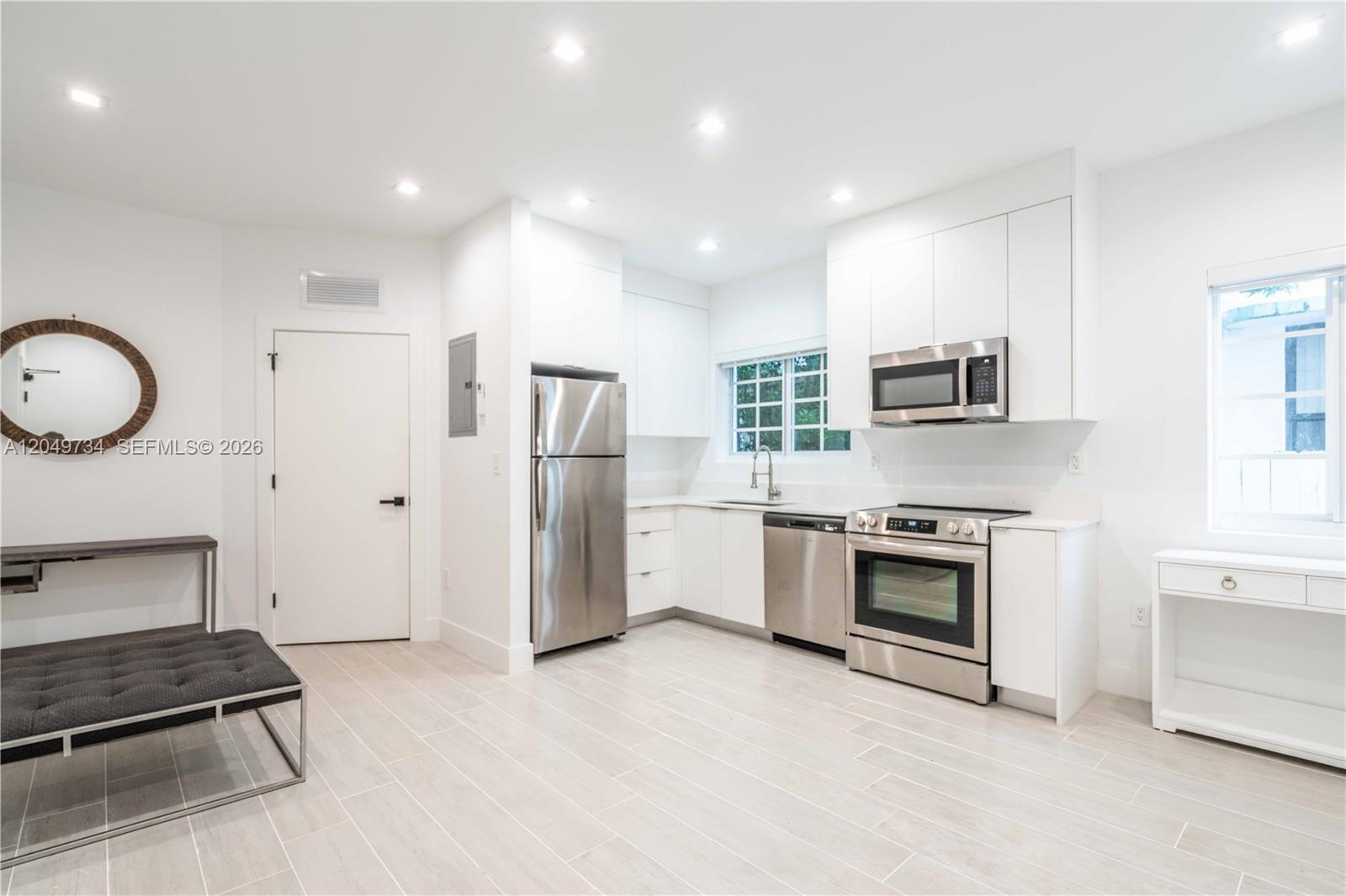 960 Jefferson Ave # 105, Miami Beach FL 33139 photo 2