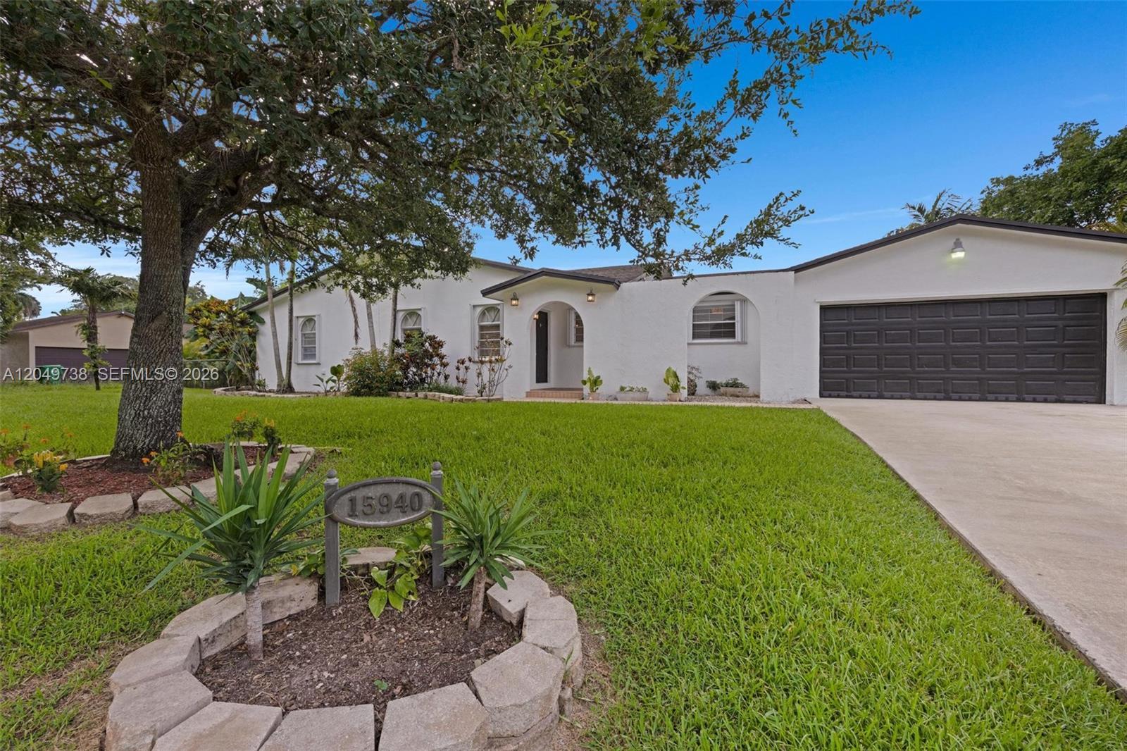 15940 SW 283rd St, Homestead FL 33033
