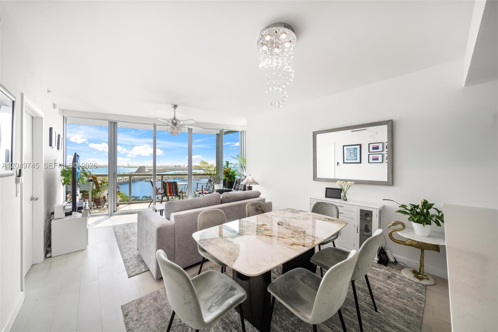 888 Biscayne Blvd # 2909, Miami FL 33132