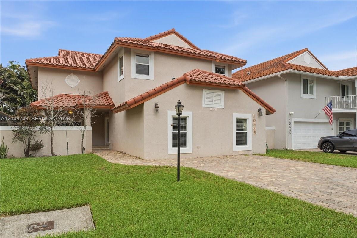 10545 NW 43rd Ter, Doral FL 33178