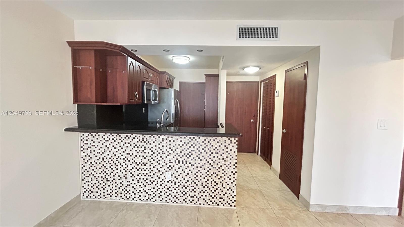2899 Collins Ave # 938, Miami Beach FL 33140 photo 3
