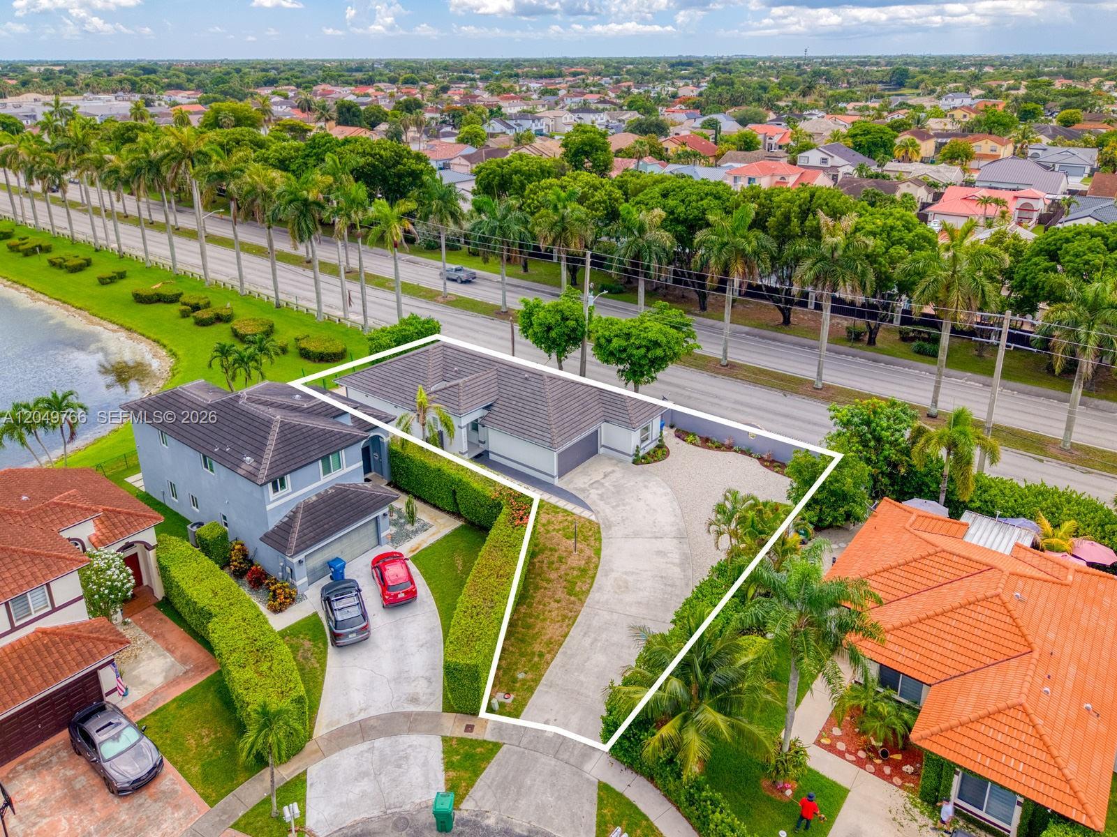 15950 SW 71st Ter, Miami FL 33193