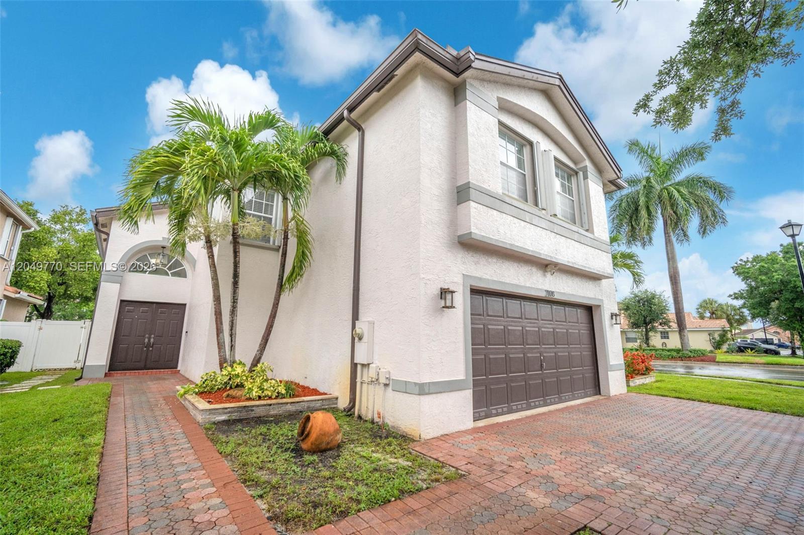 2108 SW 151st Ave, Miramar FL 33027 photo 2