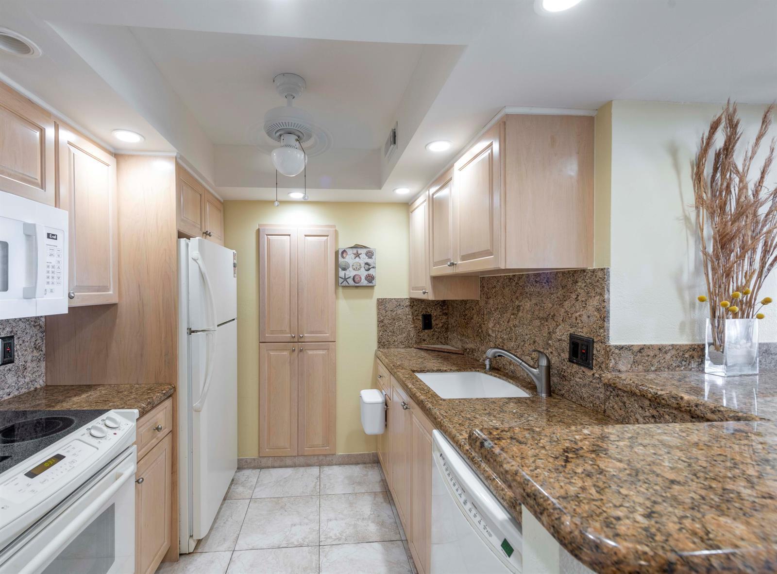 111 Briny Avenue # 12, Pompano Beach FL 33062 photo 5