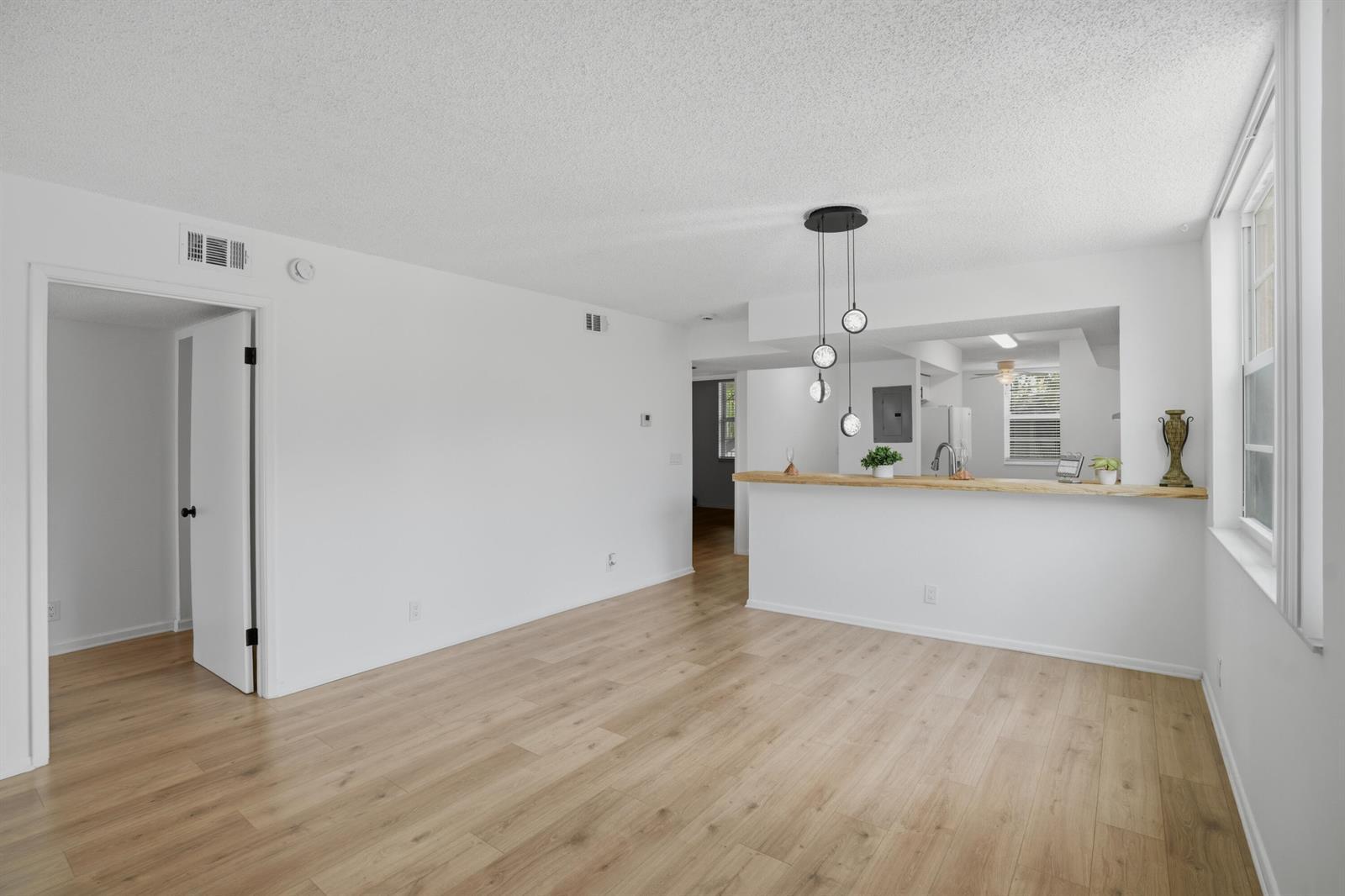 8296 NW 24th Street, Coral Springs FL 33065 photo 2