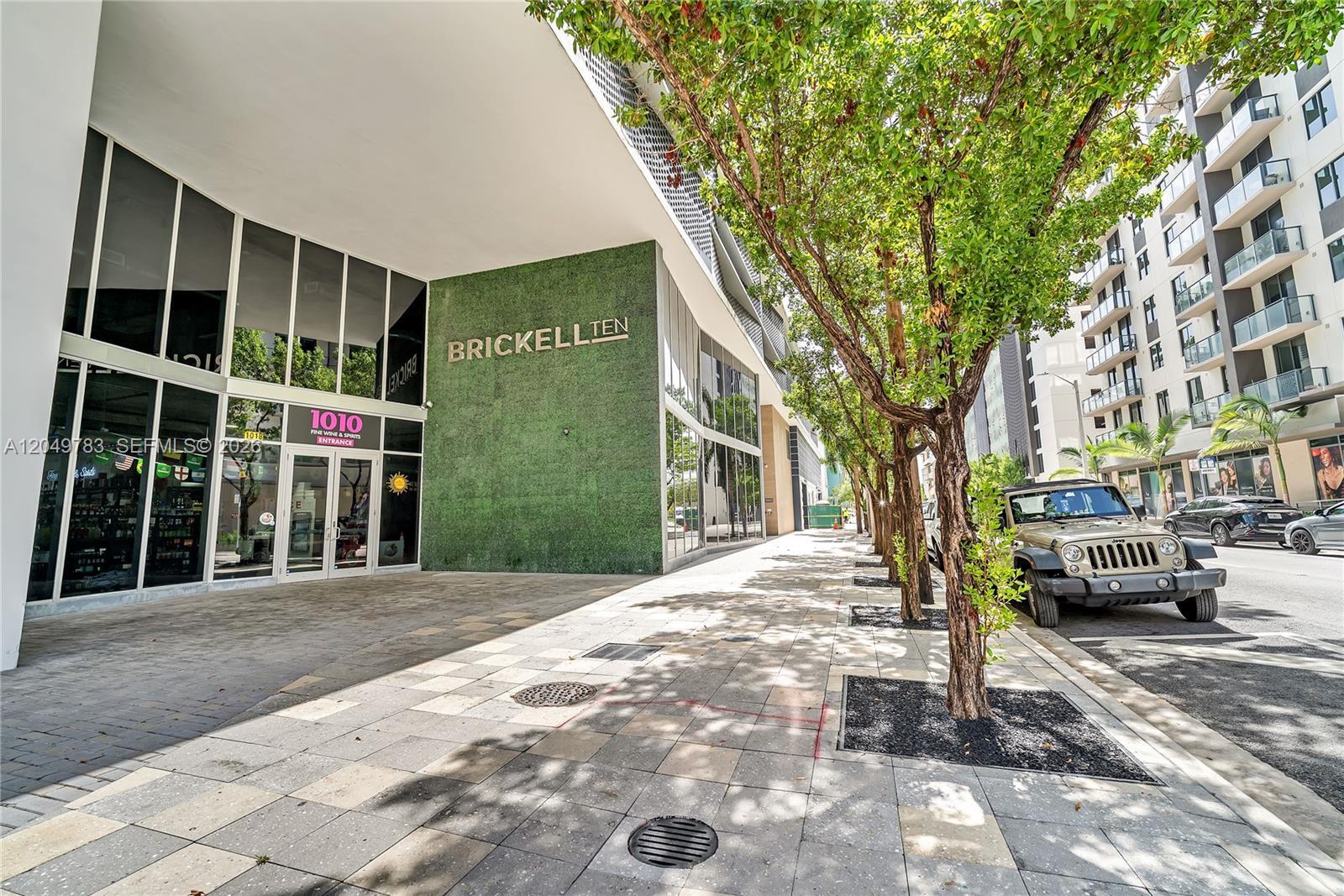 1010 SW 2nd Ave # 2201, Miami FL 33130 photo 3