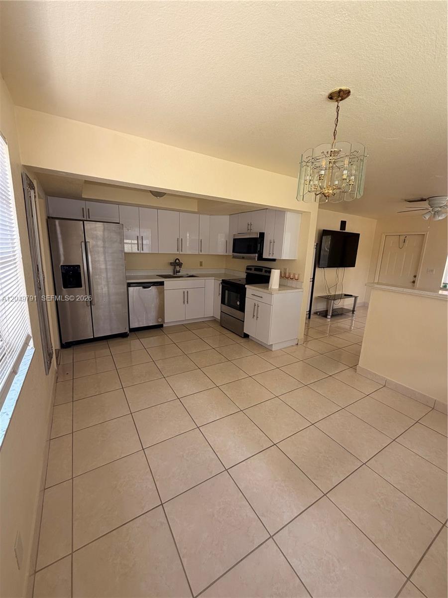 1141 NW 5th Ave # 2, Fort Lauderdale FL 33311