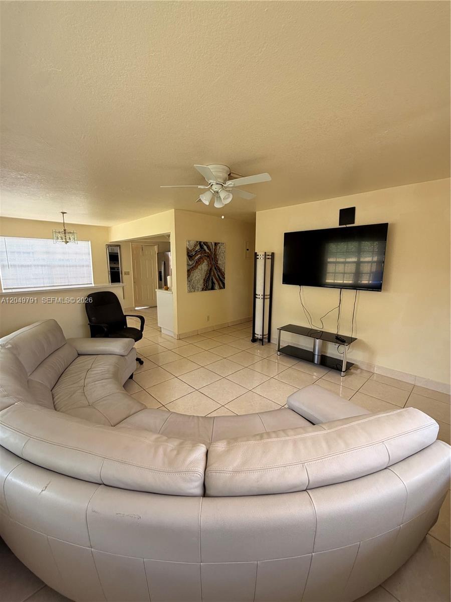 1141 NW 5th Ave # 2, Fort Lauderdale FL 33311 photo 4