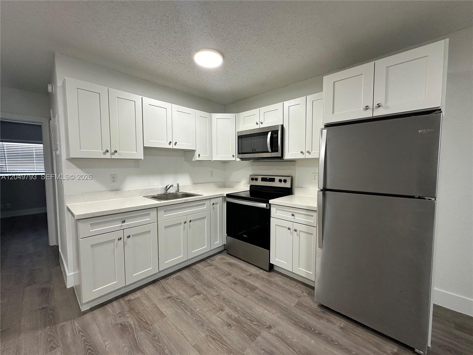3660 NE 11th Ave # 3, Oakland Park FL 33334 photo 3