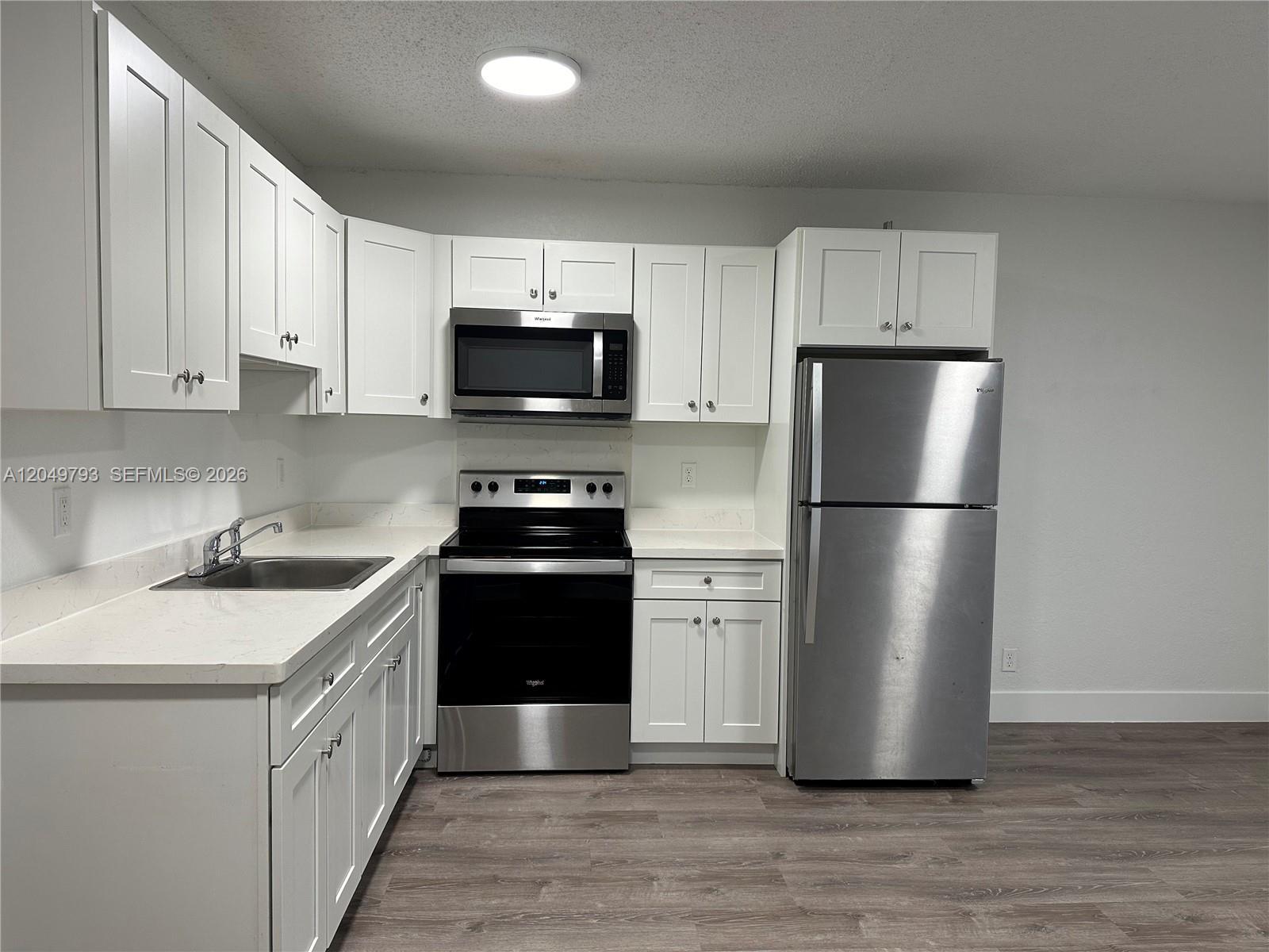3660 NE 11th Ave # 3, Oakland Park FL 33334 photo 4
