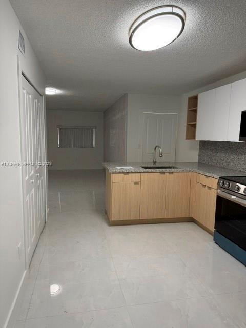 3518 W 80th St # 49, Hialeah FL 33018 photo 5