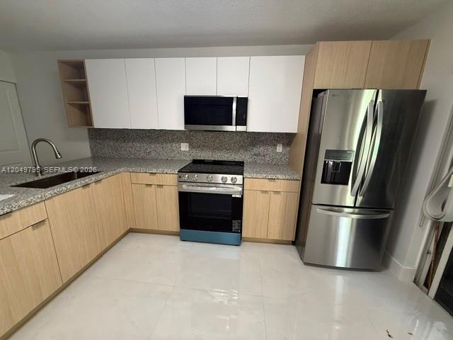 3518 W 80th St # 49, Hialeah FL 33018 photo 4