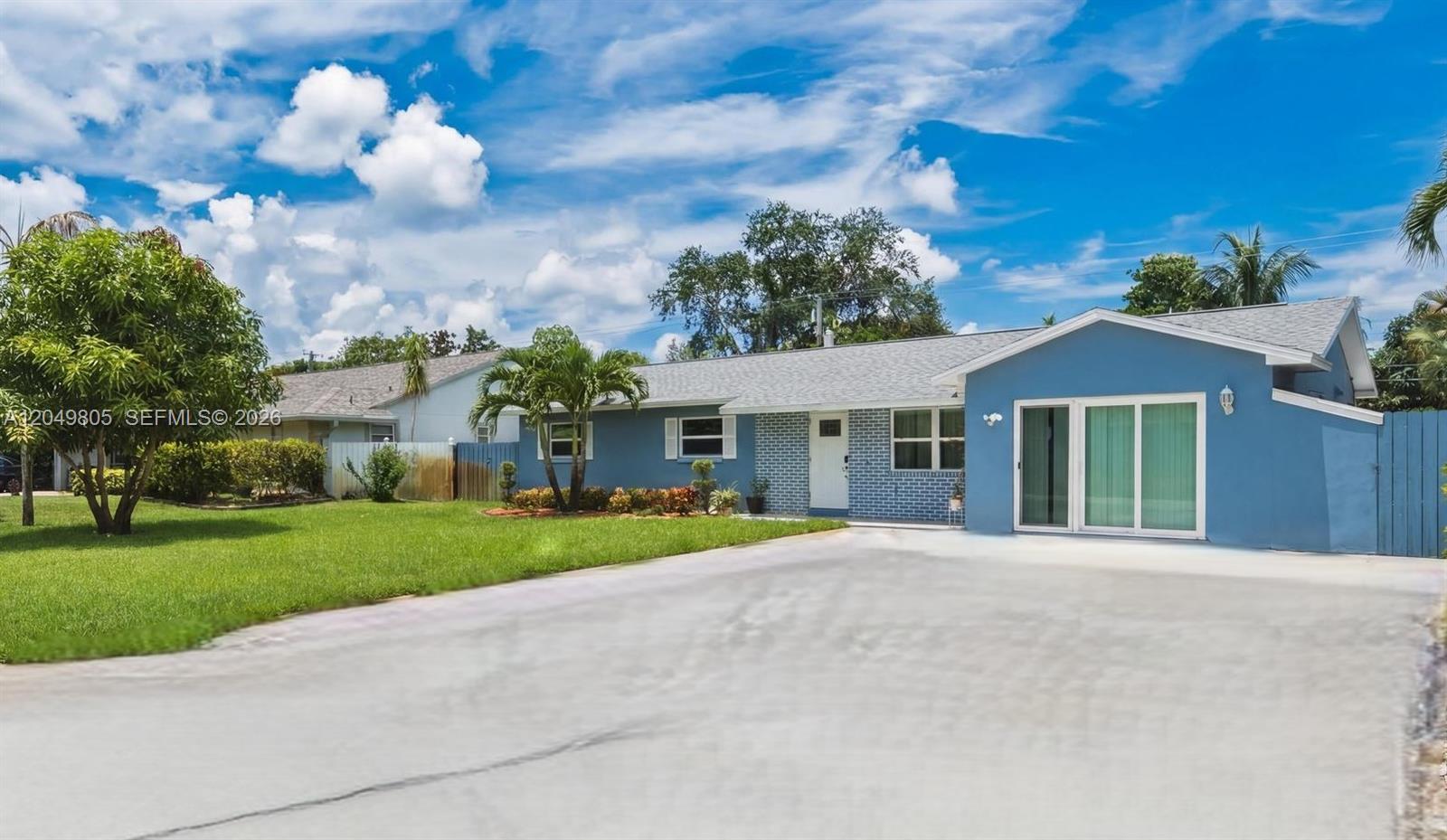 6595 Massachusetts Dr, Lake Worth FL 33462 photo 3