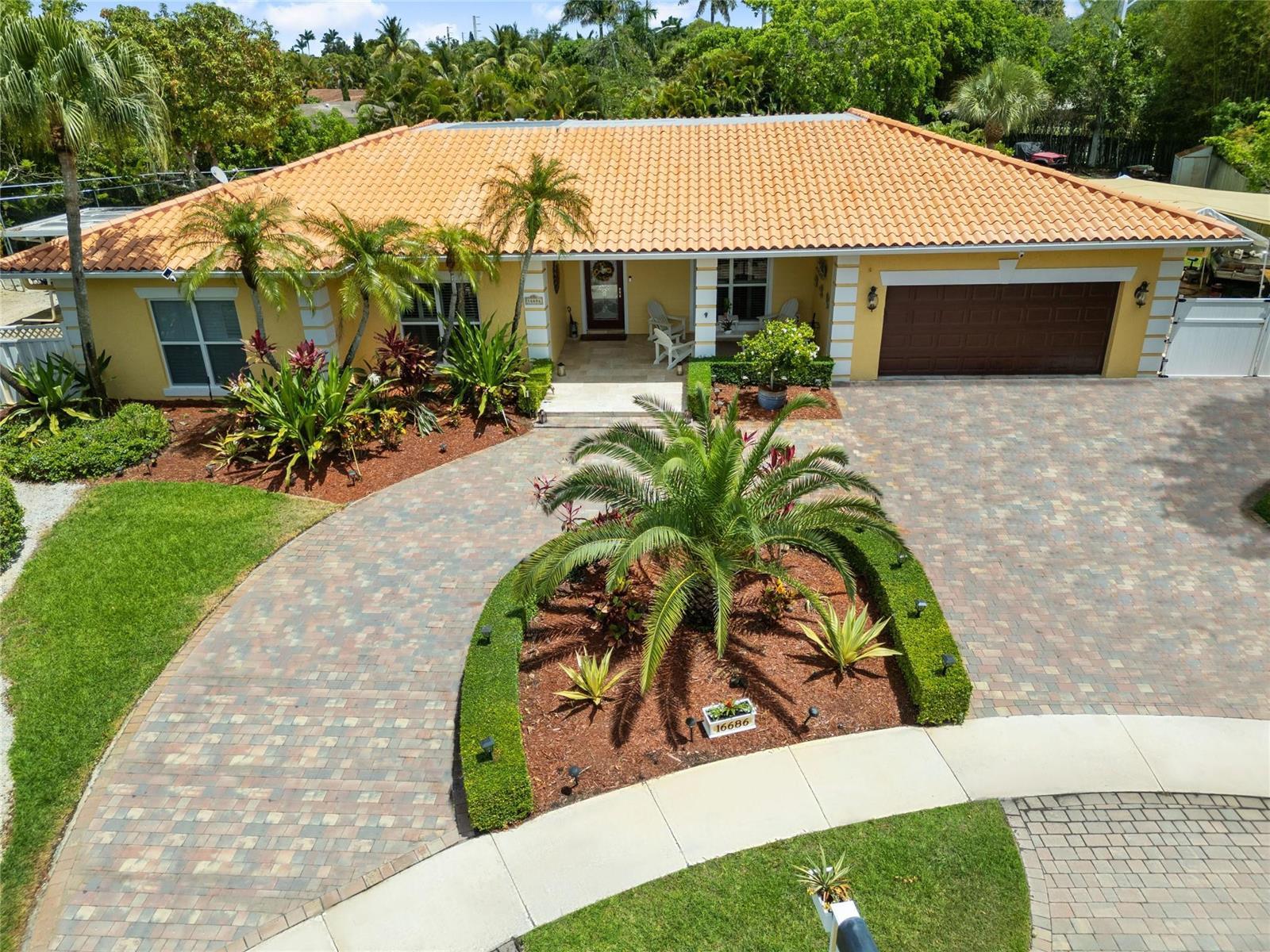 16686 Golfview Drive, Weston FL 33326